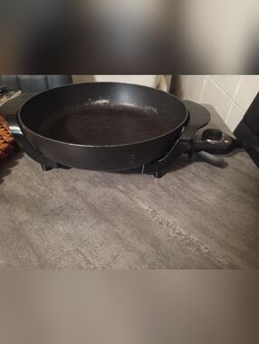 Electric Nonstick Skillet - Black